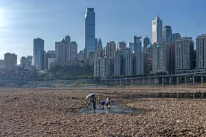 What My Family and I Saw When We Were Trapped in China’s Heat Wave