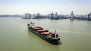 Global shipping industry faces head winds over going green